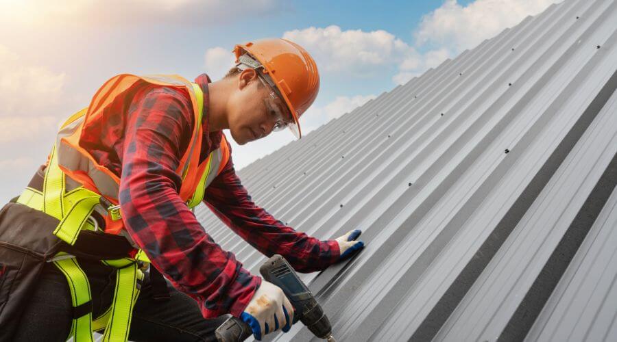 Professional Emergency Roof Repairs services in Langley, OK